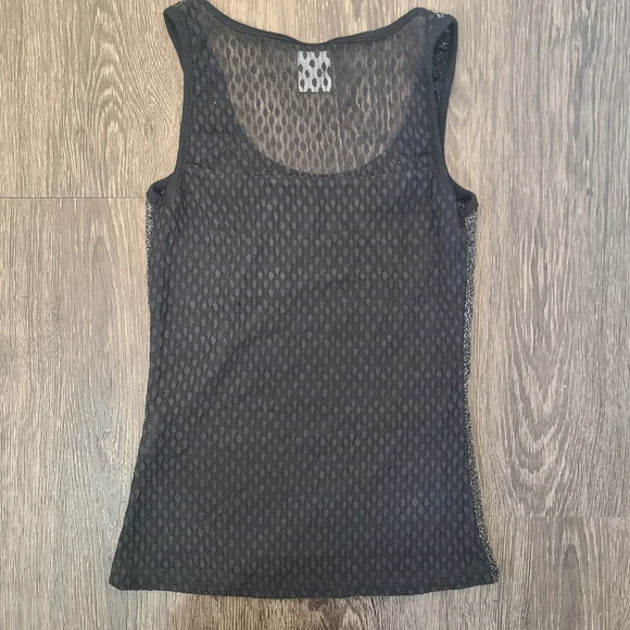 Vera Moda Muscle Tee - Picture 4 of 5